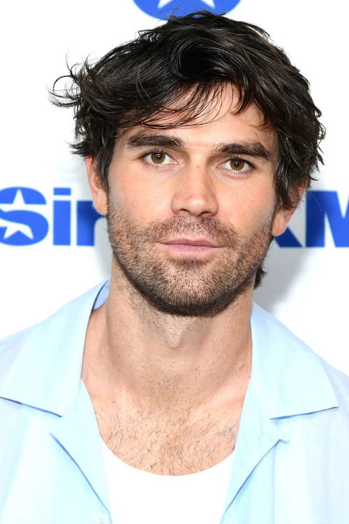 KJ Apa as Archie Andrews