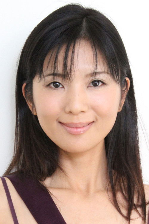 Malaak Hattab as Maia's Daughter