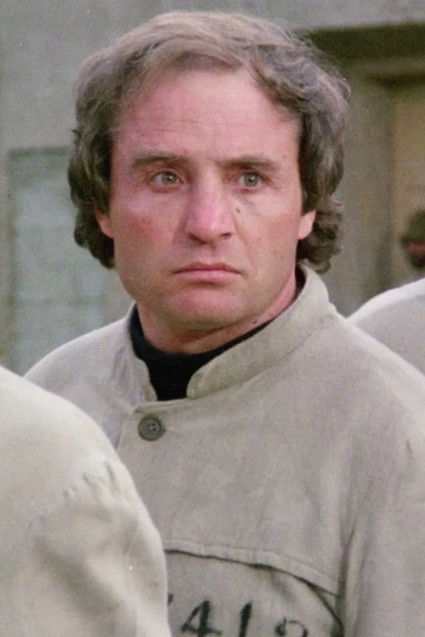 Maurizio Streccioni as Bank Customer (uncredited)