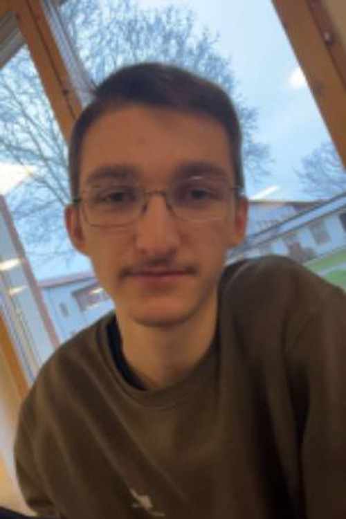 Alvin Jusmo as Kidnappad man