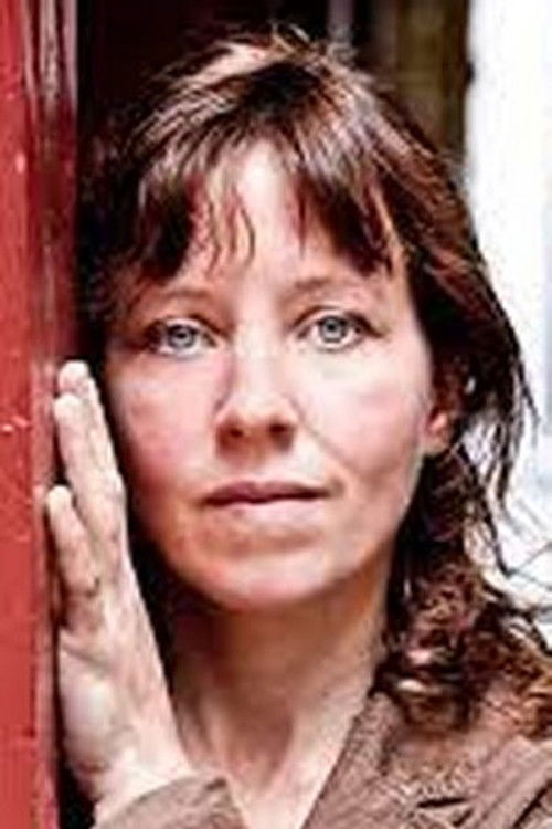 Anna Ur Konoy as Ida