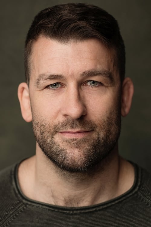 Rocci Williams as Brace