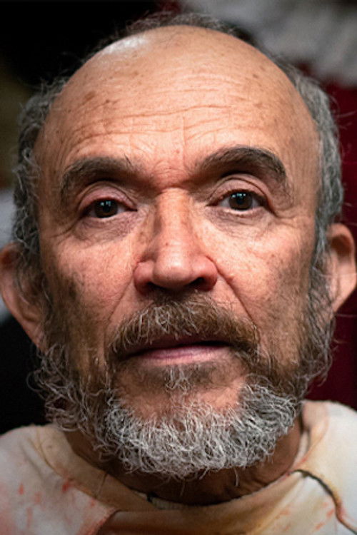 César Badillo as Siervo