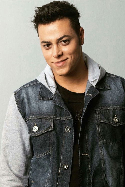 Rodrigo Teaser as Michael Jackson