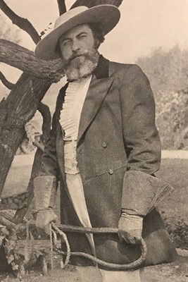 Seymour Zeliff as Ezra Ferguson (as Skipper Zelliff)