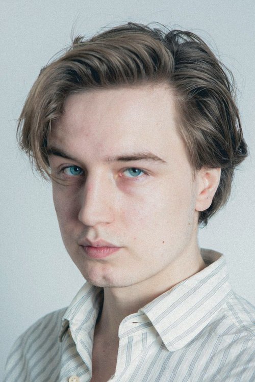 Wilhelm Bonnelle as The Hotel Porter