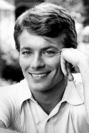 Robert Hoffmann as Walter