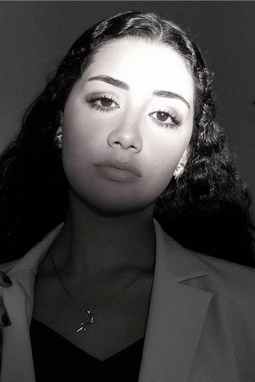 Isabella Argudín as Mariali