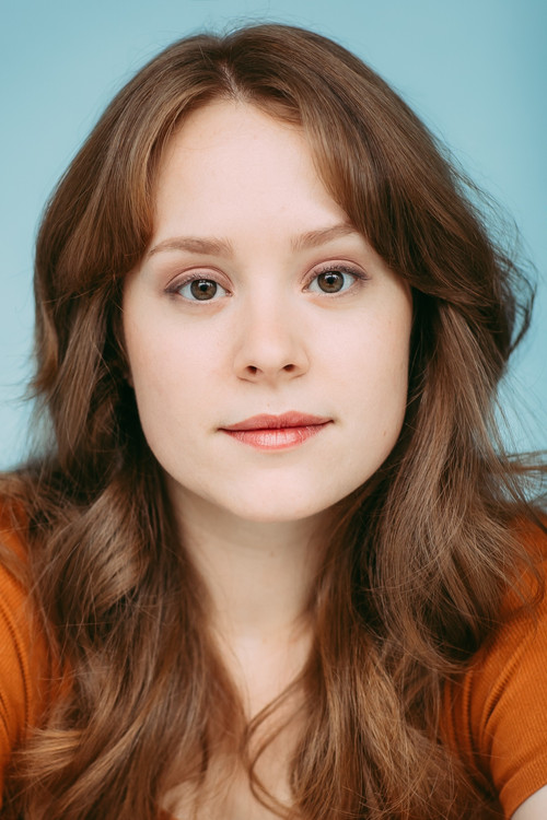 Rebecca Wass as Beatrice