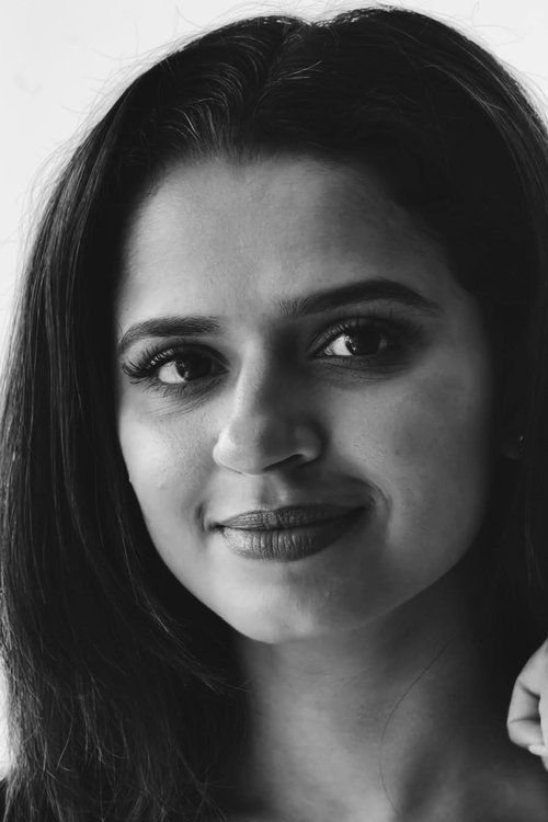 Meenakshi Raveendran as Niharika