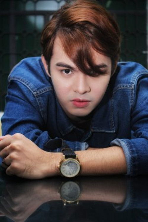 Yori Pong as Art De Guzman