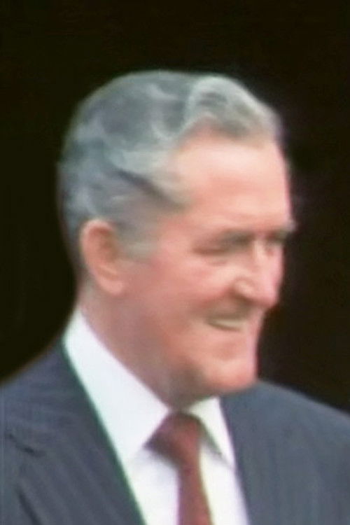 Pat Ryan as Detective Examining Tape-Recorder (uncredited)