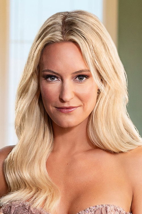 Kiki Rom Colthoff as 