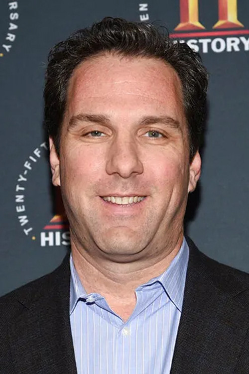 Matt Belloni as Self