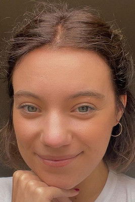 Emma Malfliet as Bibi