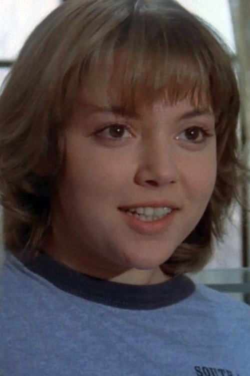 Isabelle Mejias as Shelly