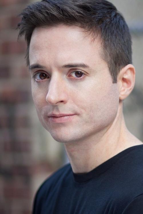 Joe Perrino as Oliver