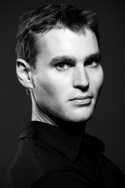 David Pickering as Aunt Pettitoes