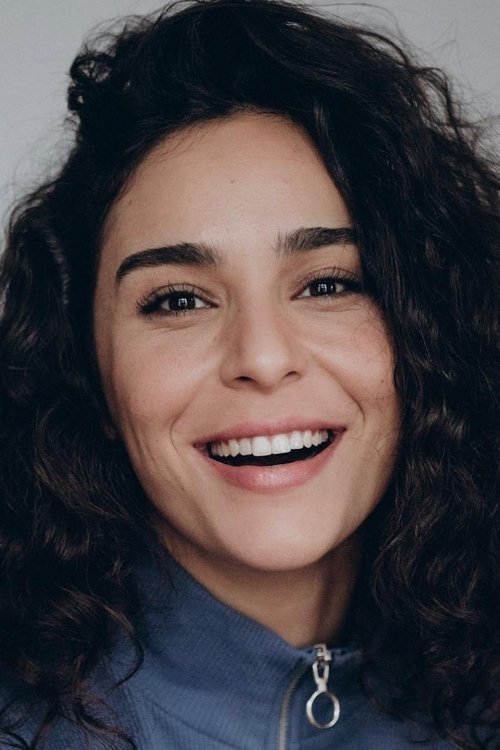 Gamze Senol as Shirin Akıncı