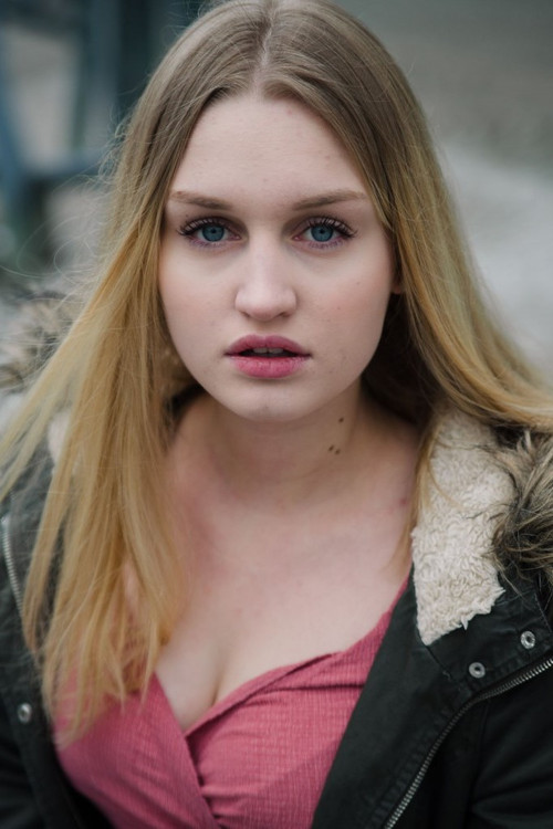 Greta Sophie Schmidt as Marusha