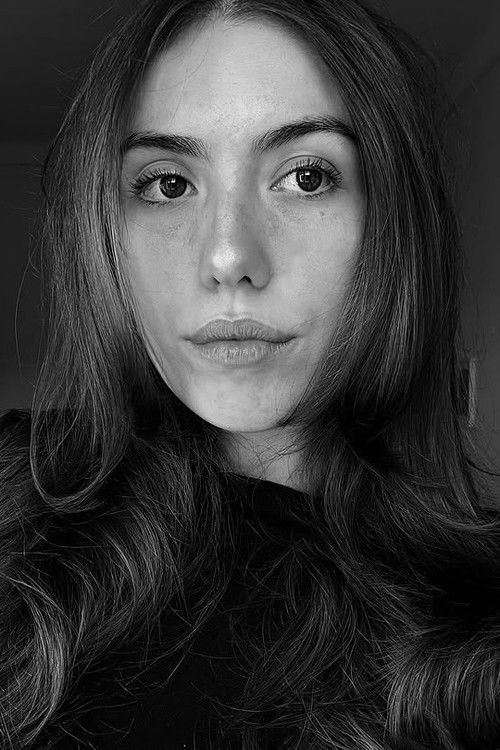 Anna Gaia Sole as Gina