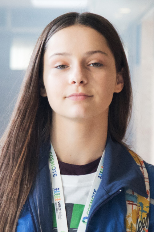 Maya Pipera as Melina