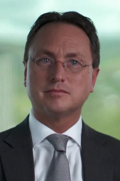 Brandon Fugal as Owner