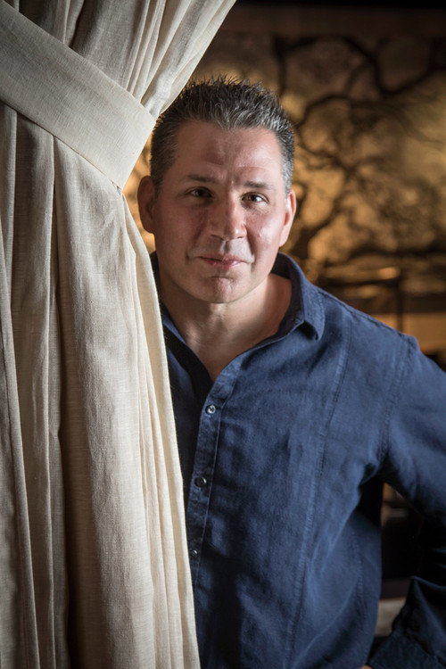 Mike Vecchione as Narrator