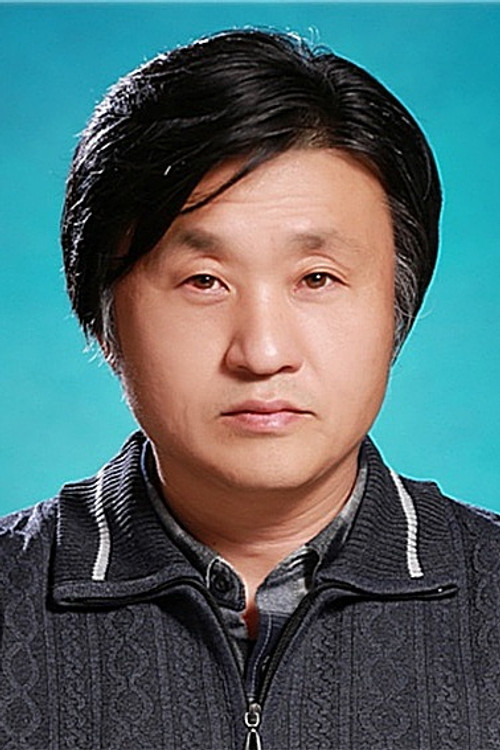 Ahn Soo-ho as Bureau Director (uncredited)