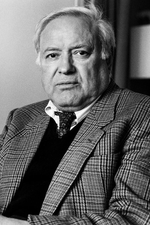 Paolo Volponi as Priest