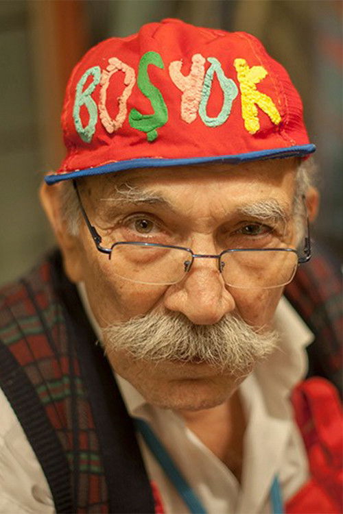 Selahattin Geçgel as 