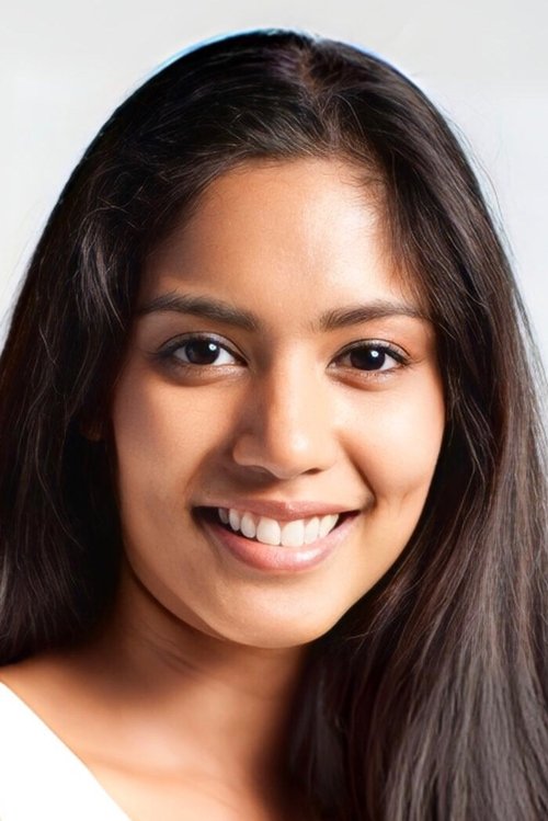 Sasithorn Panichnok as Auntie