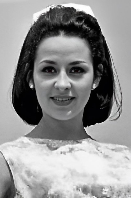 Doris Coll as Compradora de apartamento (segment "Luna de miel")