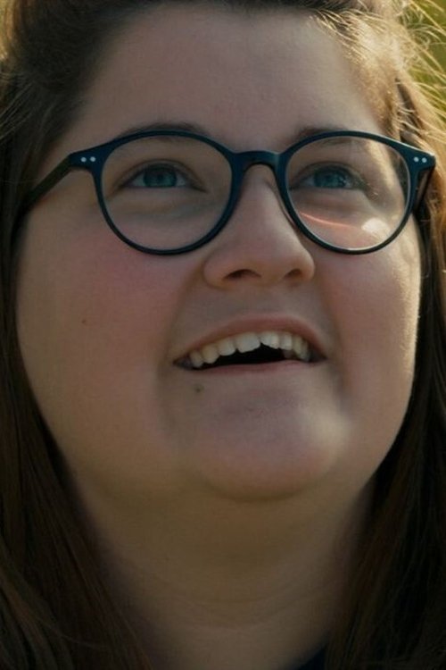 Laure Duchêne as Lois