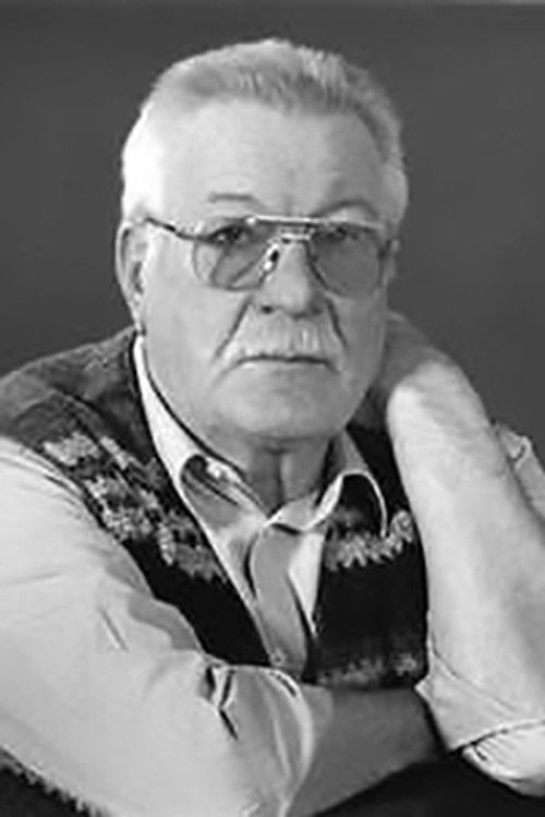 Marjan Hlastec as Stojinc