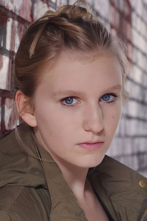 Jule Dormann as Leas Freundin