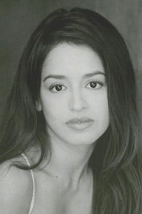 Valeria Hernandez as Delores