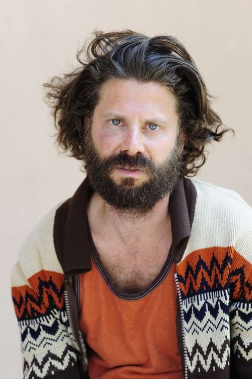 Victor of Aquitaine as Victor