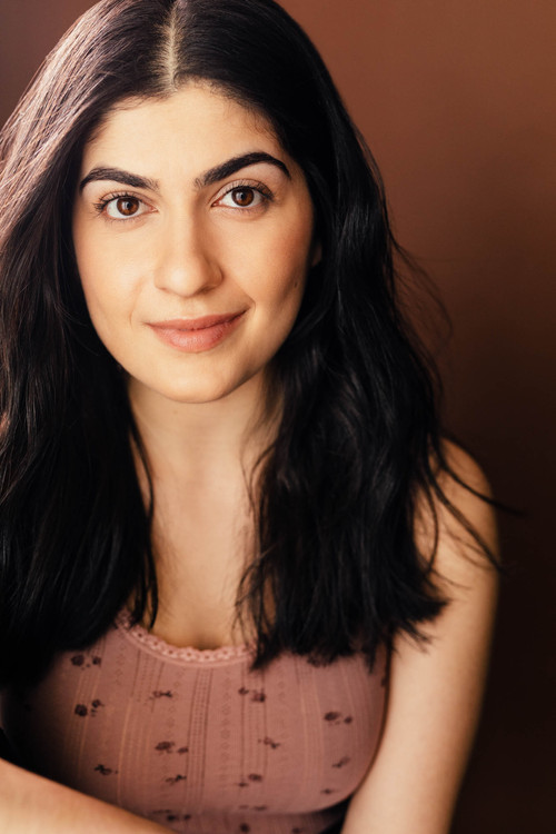 Sanam Laila Hashemi as Sanaz