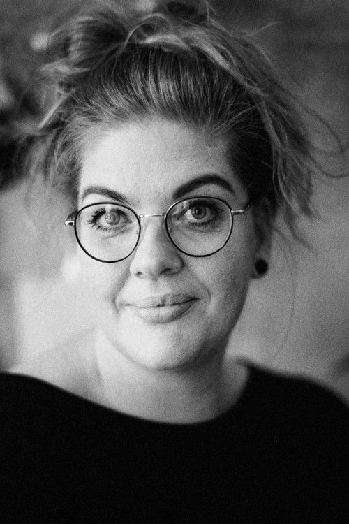 Ulrike Lichtenberg as Jeanette