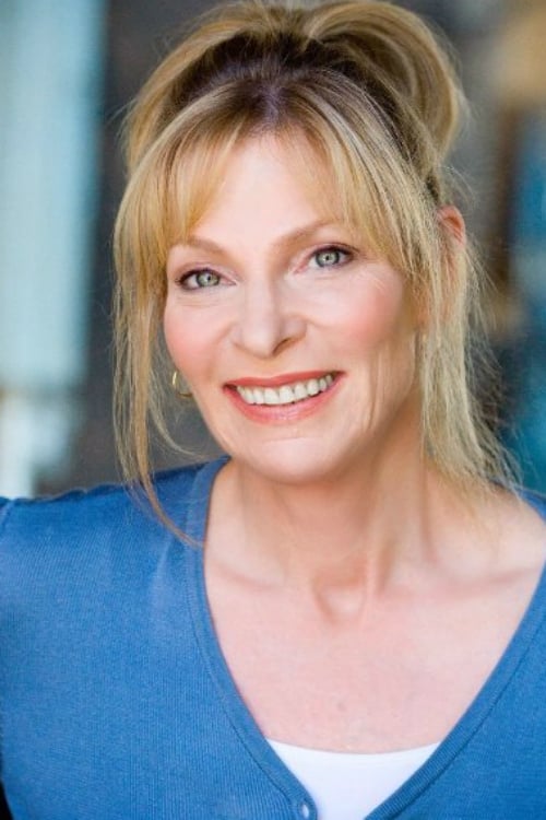 Laura Gardner as Carolyn Graham