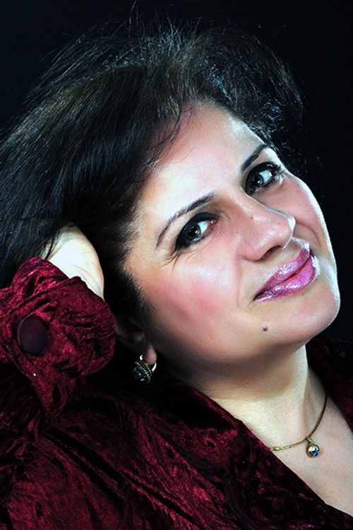 Dilara Faracullayeva as Avsiyat