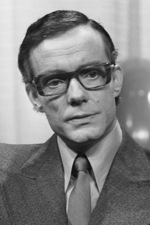 Jacques Commandeur as Henri Lutters