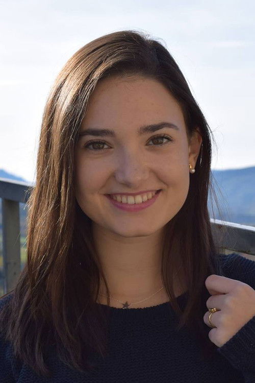 Claudia Abate as Paula