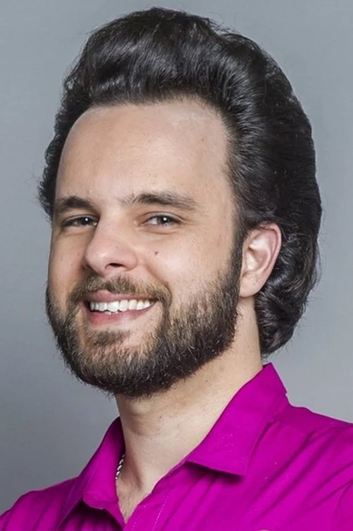 Raul Chequer as Mendigo dos Mares/Mendigo das Selvas/Leozinho (Voice)