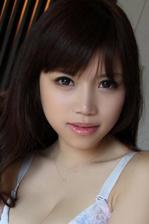 Mona Kasuga as 