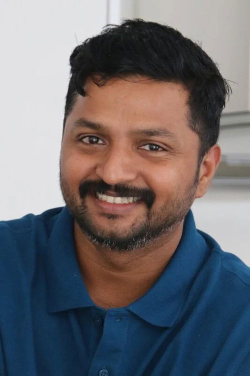 Ranji Vijayan as Krishnankutty (Chris)