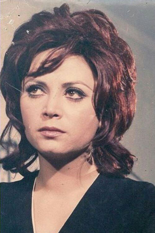 Mersedeh Kamyab as Akhtar