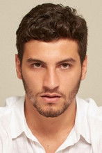 Henrique Barreira as Fabio