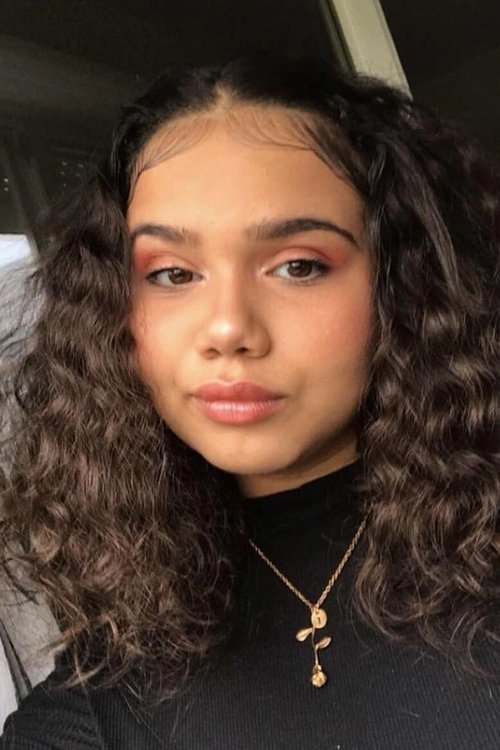 Mahia Zrouki as Sonia